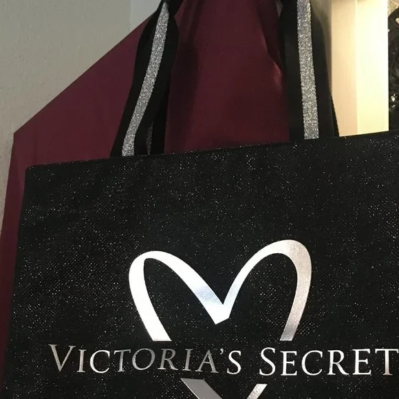 🖤🌺🌟VICTORIAS SECRET🌟🌺🖤BLACK And SILVER  GLITTER GLAM Tote Bag🌟 - Picture 3 of 3